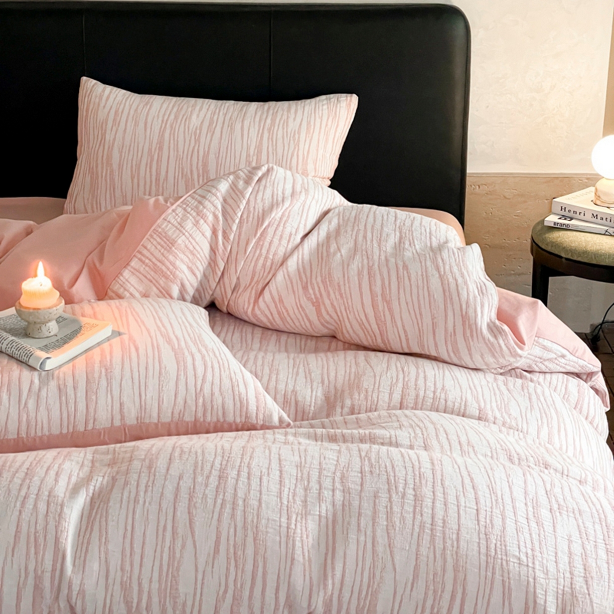 91家纺网 家纺一手货源 找家纺 ab家纺 2026新款全棉纯棉三层纱提花四件套 米亚-粉