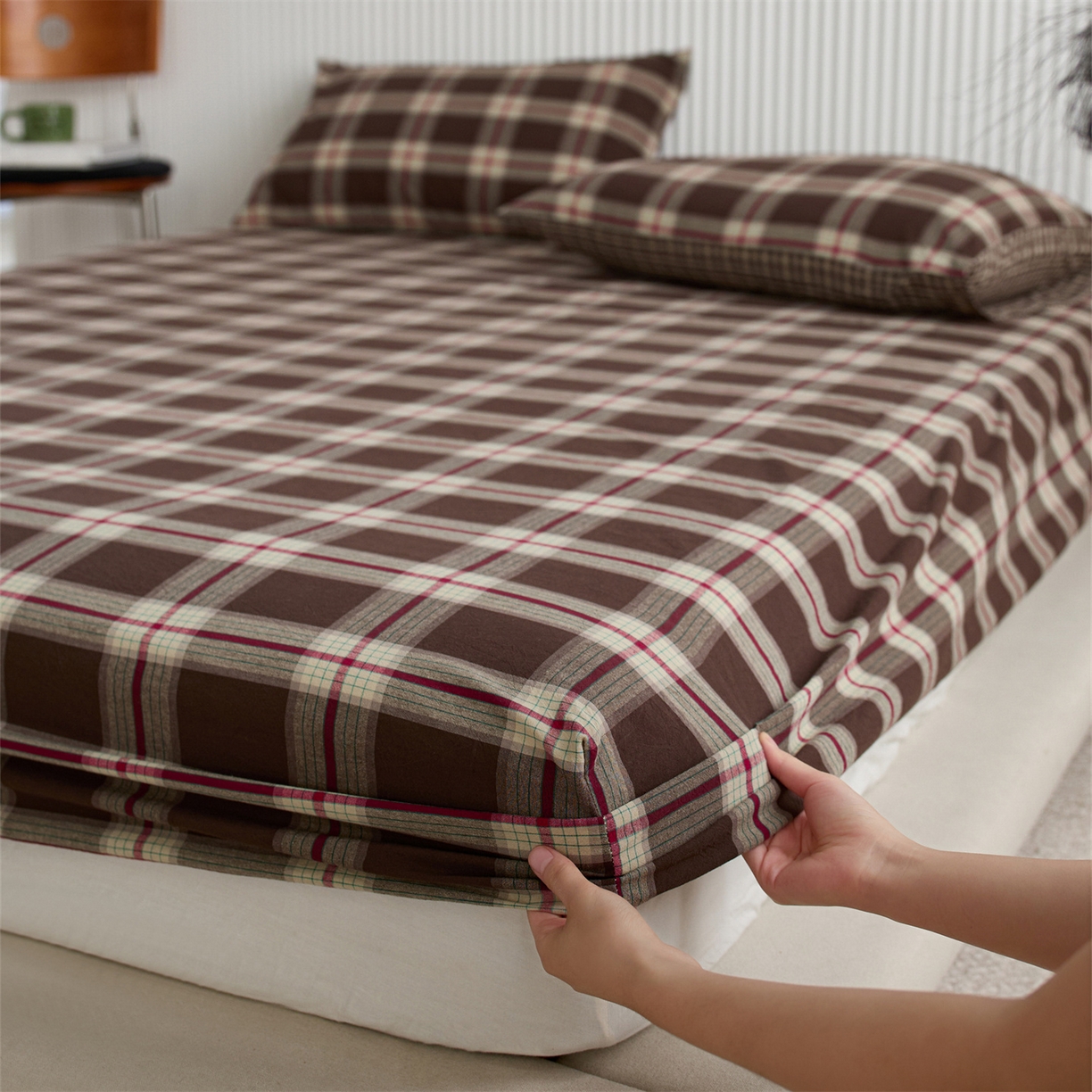 91家纺网 家纺一手货源 找家纺 启程家纺 2026新款纯棉水洗棉复古大格系列多规格纯棉床笠 摩登大咖