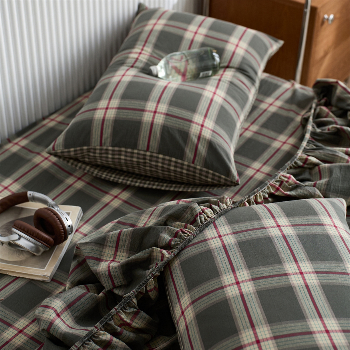 91家纺网 家纺一手货源 找家纺 启程家纺 2026新款纯棉水洗棉复古大格系列多规格纯棉床笠 摩登大绿