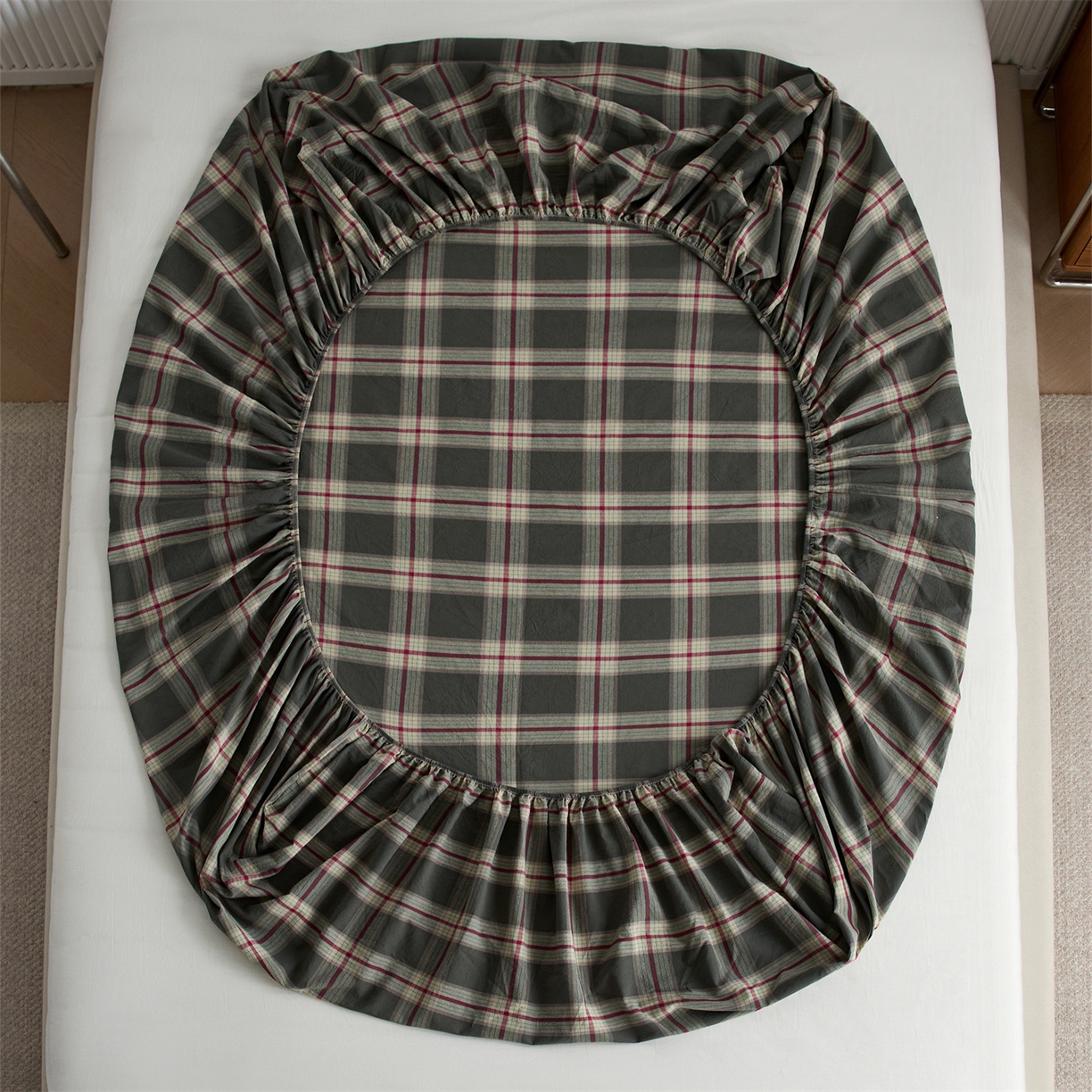 91家纺网 家纺一手货源 找家纺 启程家纺 2026新款纯棉水洗棉复古大格系列多规格纯棉床笠 摩登大绿