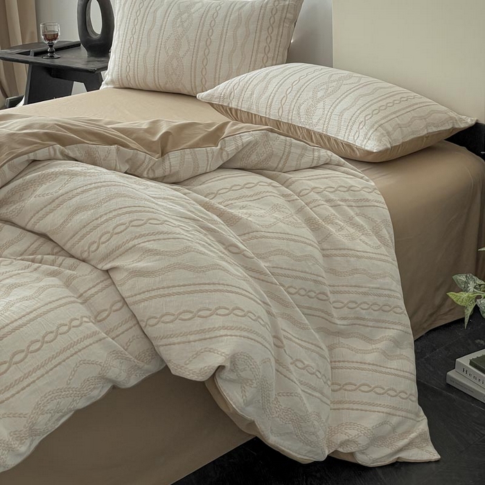 91家纺网 家纺一手货源 找家纺 ab家纺 2026新款全棉纯棉三层纱提花四件套 暖阳-咖