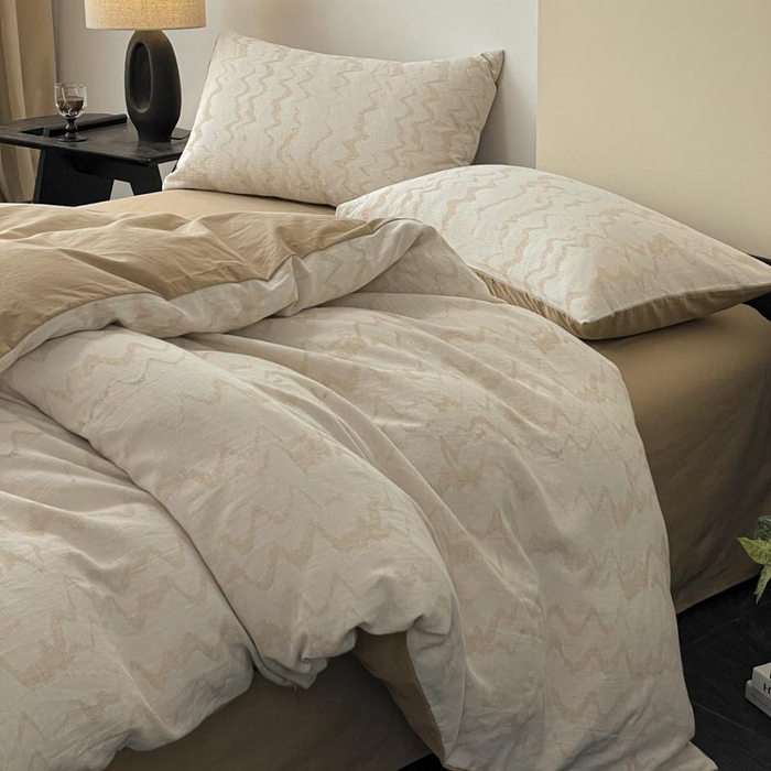 91家纺网 家纺一手货源 找家纺 ab家纺 2026新款全棉纯棉三层纱提花四件套 素影-咖