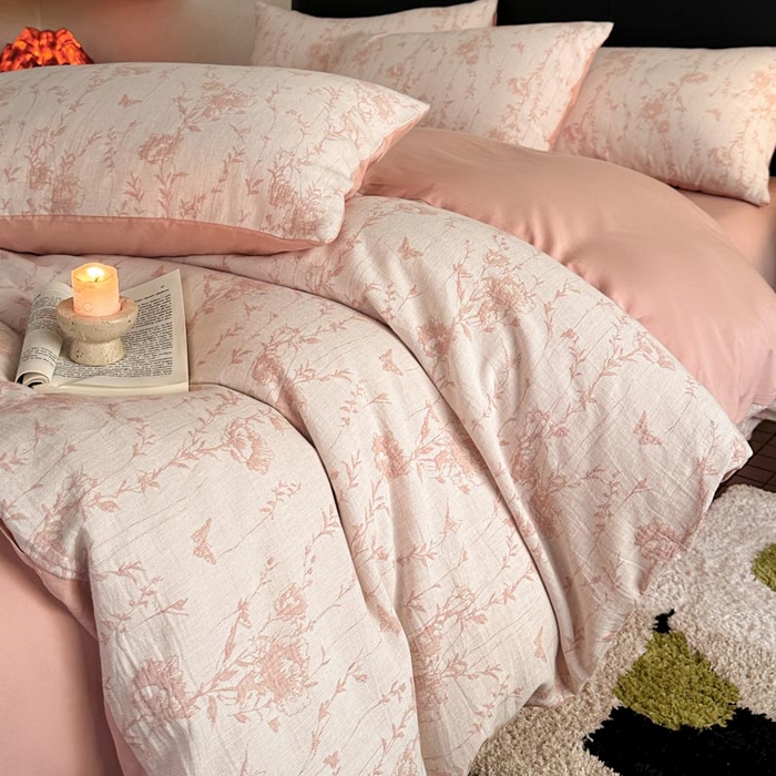 91家纺网 家纺一手货源 找家纺 ab家纺 2026新款全棉纯棉三层纱提花四件套 茵荔-粉