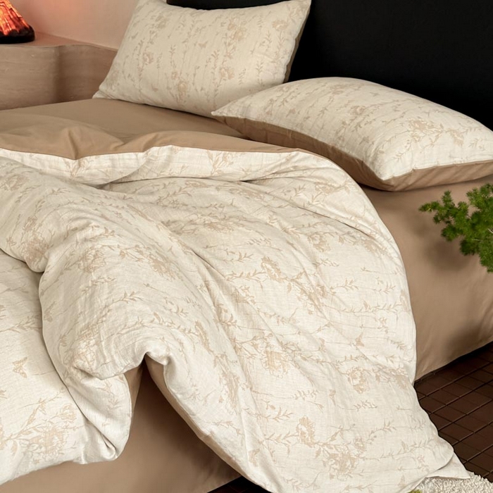 91家纺网 家纺一手货源 找家纺 ab家纺 2026新款全棉纯棉三层纱提花四件套 茵荔-米咖