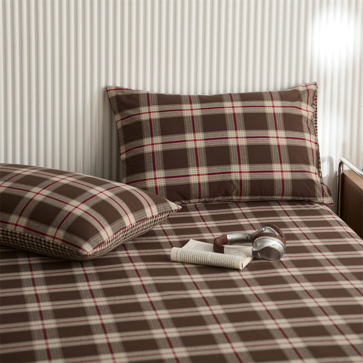 91家纺网 家纺一手货源 找家纺 启程家纺 2026新款纯棉水洗棉复古大格系列多规格纯棉枕套 摩登大咖