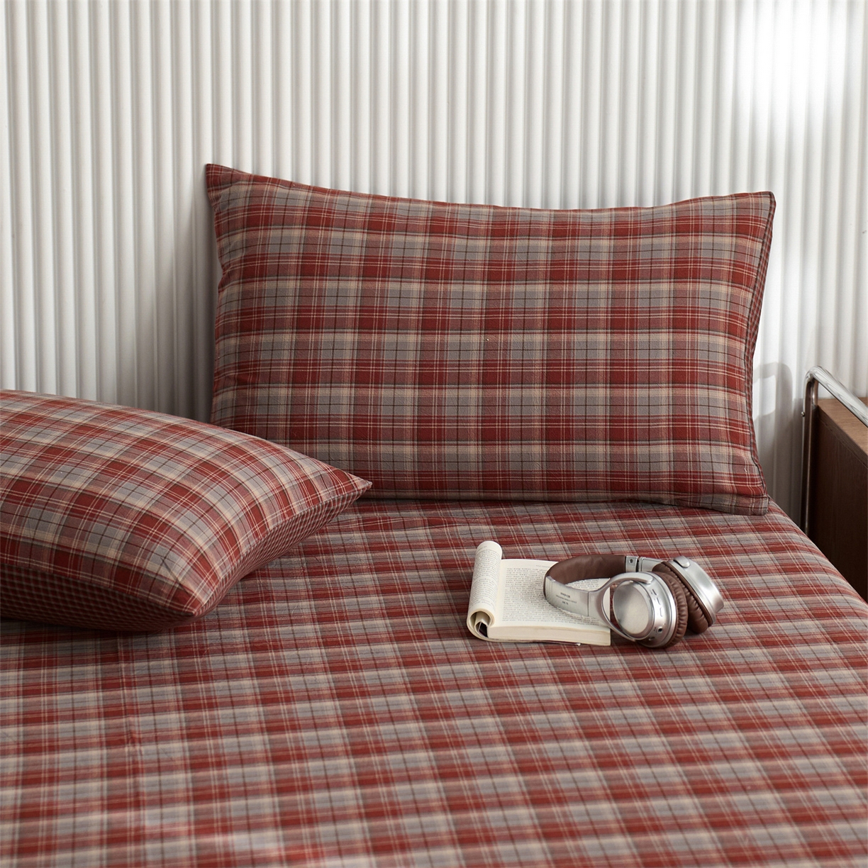 91家纺网 家纺一手货源 找家纺 启程家纺 2026新款纯棉水洗棉复古大格系列多规格纯棉枕套 苏格兰红大格