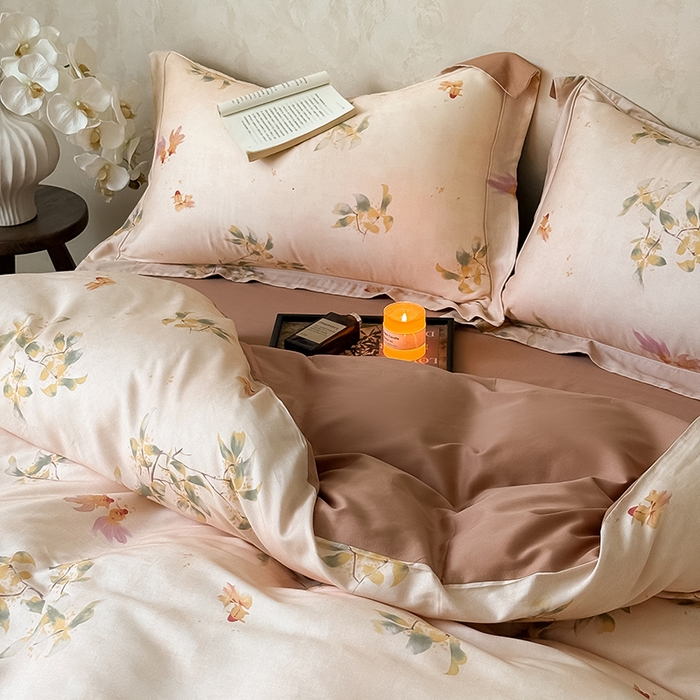 91家纺网 家纺一手货源 找家纺 Mr.pig猪先生水洗棉 2025新款羊毛印花工艺宽边四件套 锦鲤栖溪-宽边