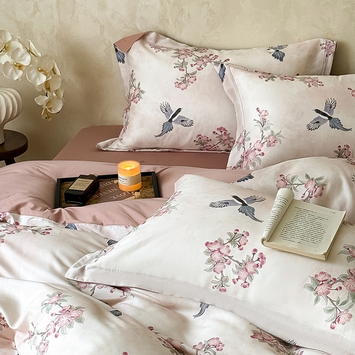 91家纺网 家纺一手货源 找家纺 Mr.pig猪先生水洗棉 2025新款羊毛印花工艺宽边四件套 棠鹊鸣春-宽边