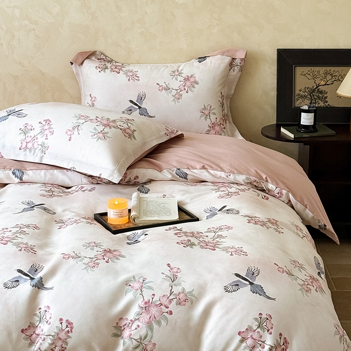 91家纺网 家纺一手货源 找家纺 Mr.pig猪先生水洗棉 2025新款羊毛印花工艺宽边四件套 棠鹊鸣春-宽边