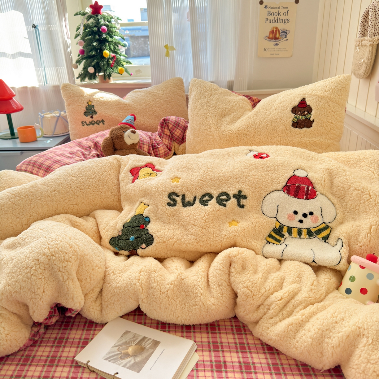 91家纺网 家纺一手货源 找家纺 一霖家纺 2025新款高克重羊羔毛毛巾绣四件套 圣诞小狗