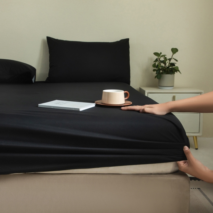 91家纺网 家纺一手货源 找家纺 三悦四季 2026新款纯色亲肤磨毛防水床笠跨境直播爆款床笠三件套外贸可定制任意尺寸 黑色