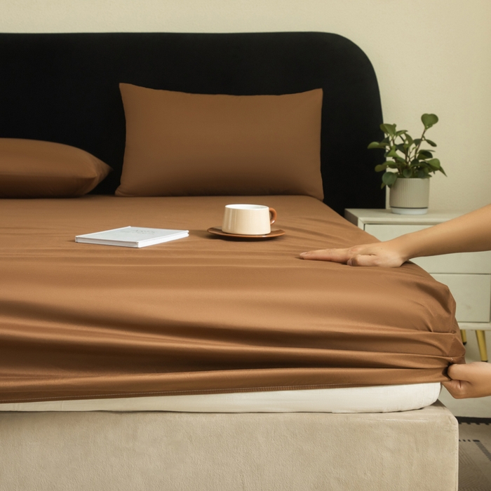 91家纺网 家纺一手货源 找家纺 三悦四季 2026新款纯色亲肤磨毛防水床笠跨境直播爆款床笠三件套外贸可定制任意尺寸 咖色