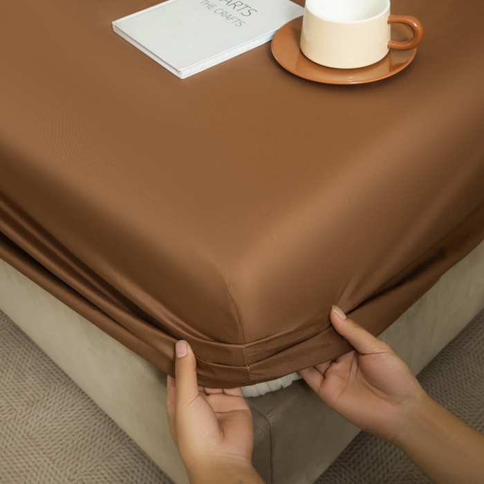 91家纺网 家纺一手货源 找家纺 三悦四季 2026新款纯色亲肤磨毛防水床笠跨境直播爆款床笠三件套外贸可定制任意尺寸 咖色