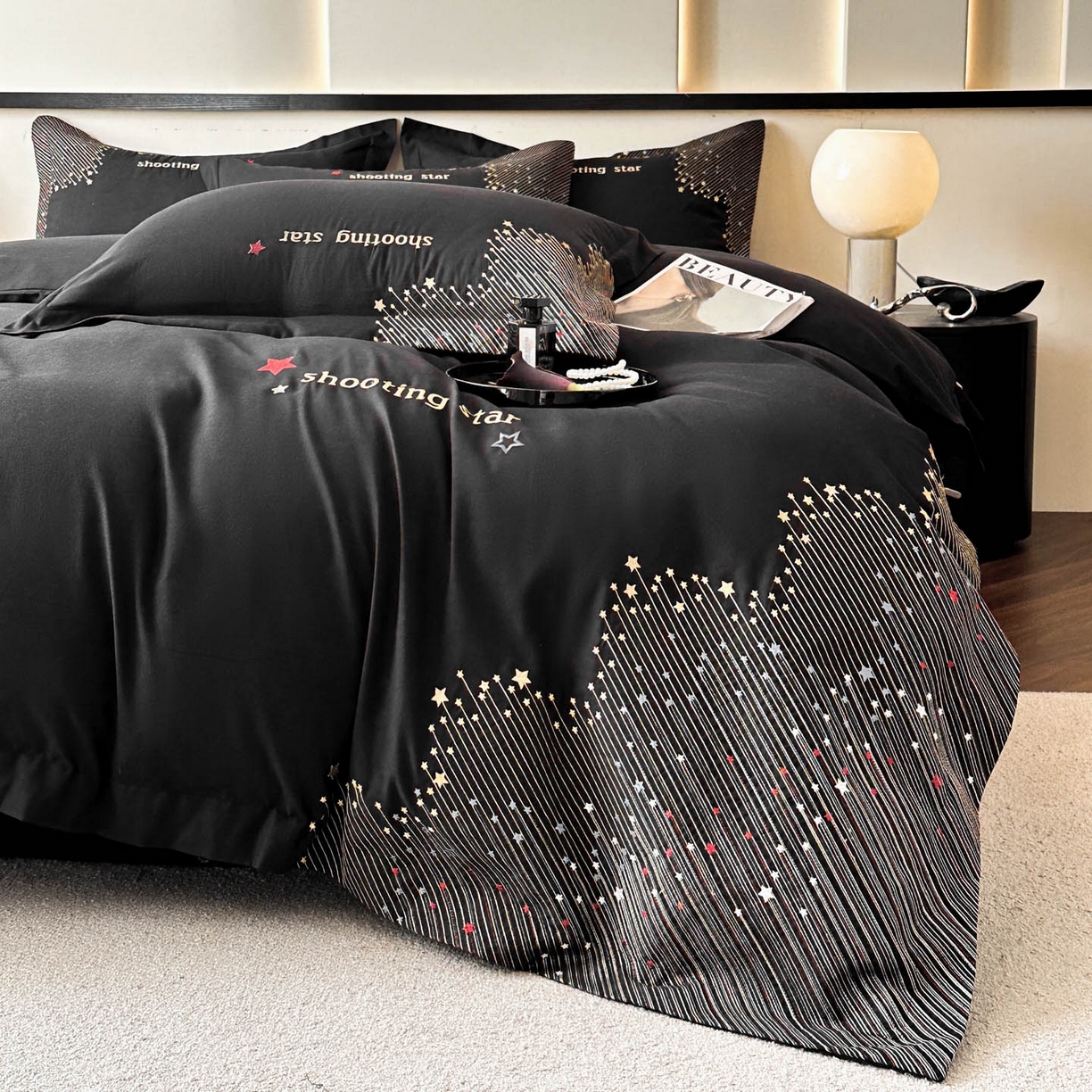 91家纺网 家纺一手货源 找家纺 苏源家居 2026新款轻奢风刺绣亲肤棉磨毛四件套 璀璨-曜石黑