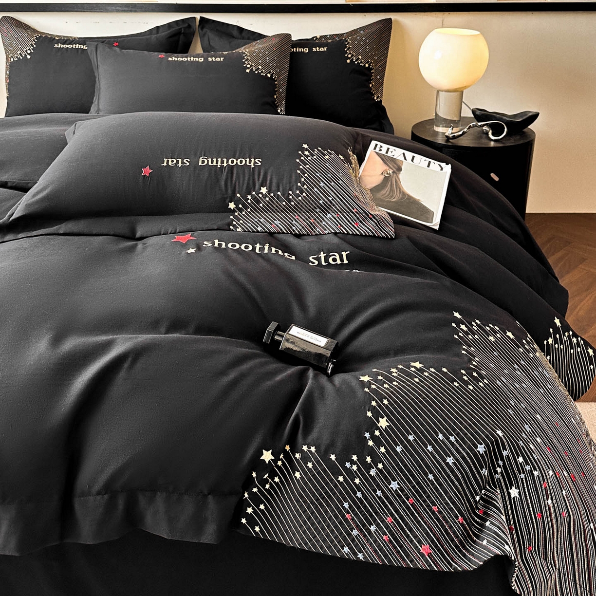 91家纺网 家纺一手货源 找家纺 苏源家居 2026新款轻奢风刺绣亲肤棉磨毛四件套 璀璨-曜石黑