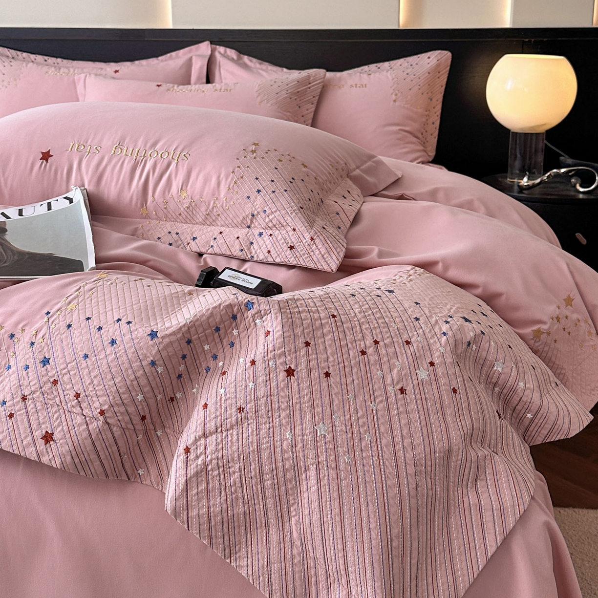 91家纺网 家纺一手货源 找家纺 苏源家居 2026新款轻奢风刺绣亲肤棉磨毛四件套 璀璨-豆沙粉