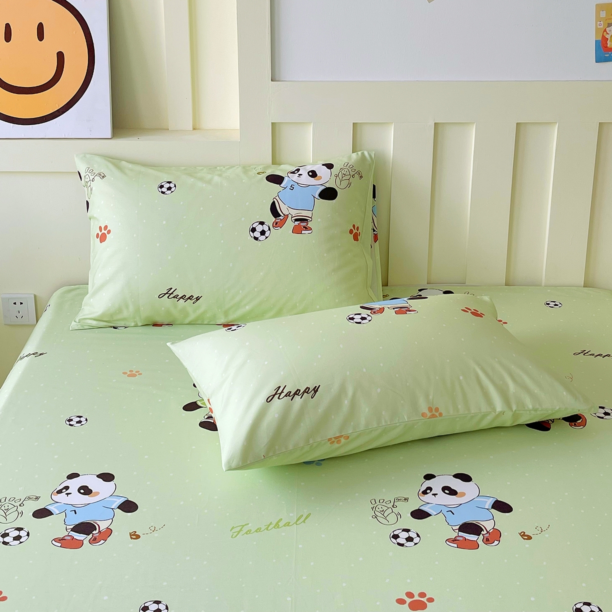 91家纺网 家纺一手货源 找家纺 金鑫汇家纺 2026春夏新款全棉纯棉印花单枕套 枕套单件 足球争霸赛绿