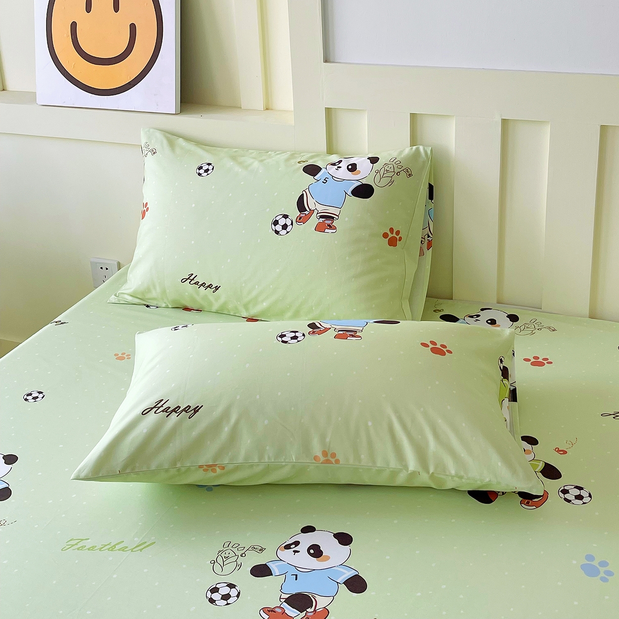 91家纺网 家纺一手货源 找家纺 金鑫汇家纺 2026春夏新款全棉纯棉印花单枕套 枕套单件 足球争霸赛绿