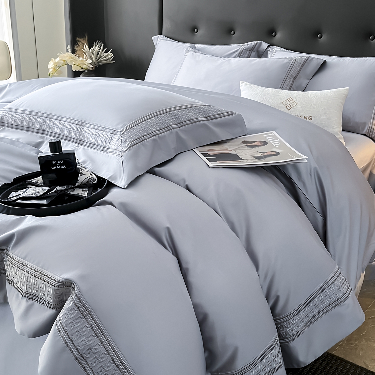 91家纺网 家纺一手货源 找家纺 置顶家纺 2025新款简希亲肤重工刺绣系列四件套 简希-瓷器蓝