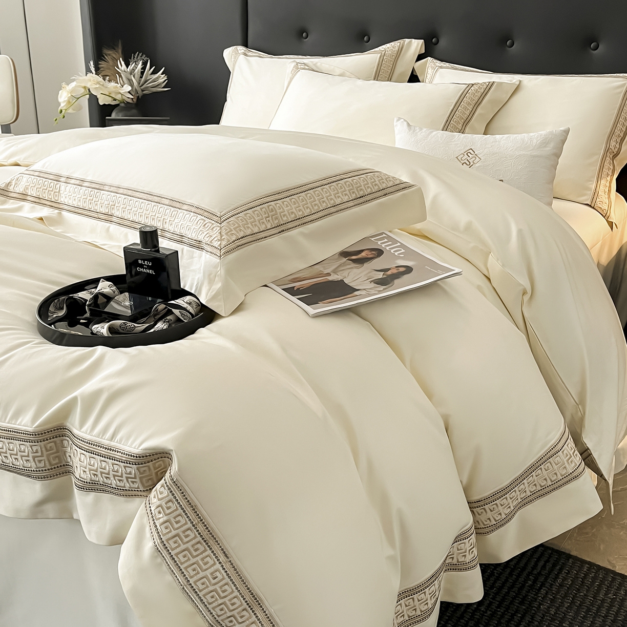 91家纺网 家纺一手货源 找家纺 置顶家纺 2025新款简希亲肤重工刺绣系列四件套 简希-奶昔白