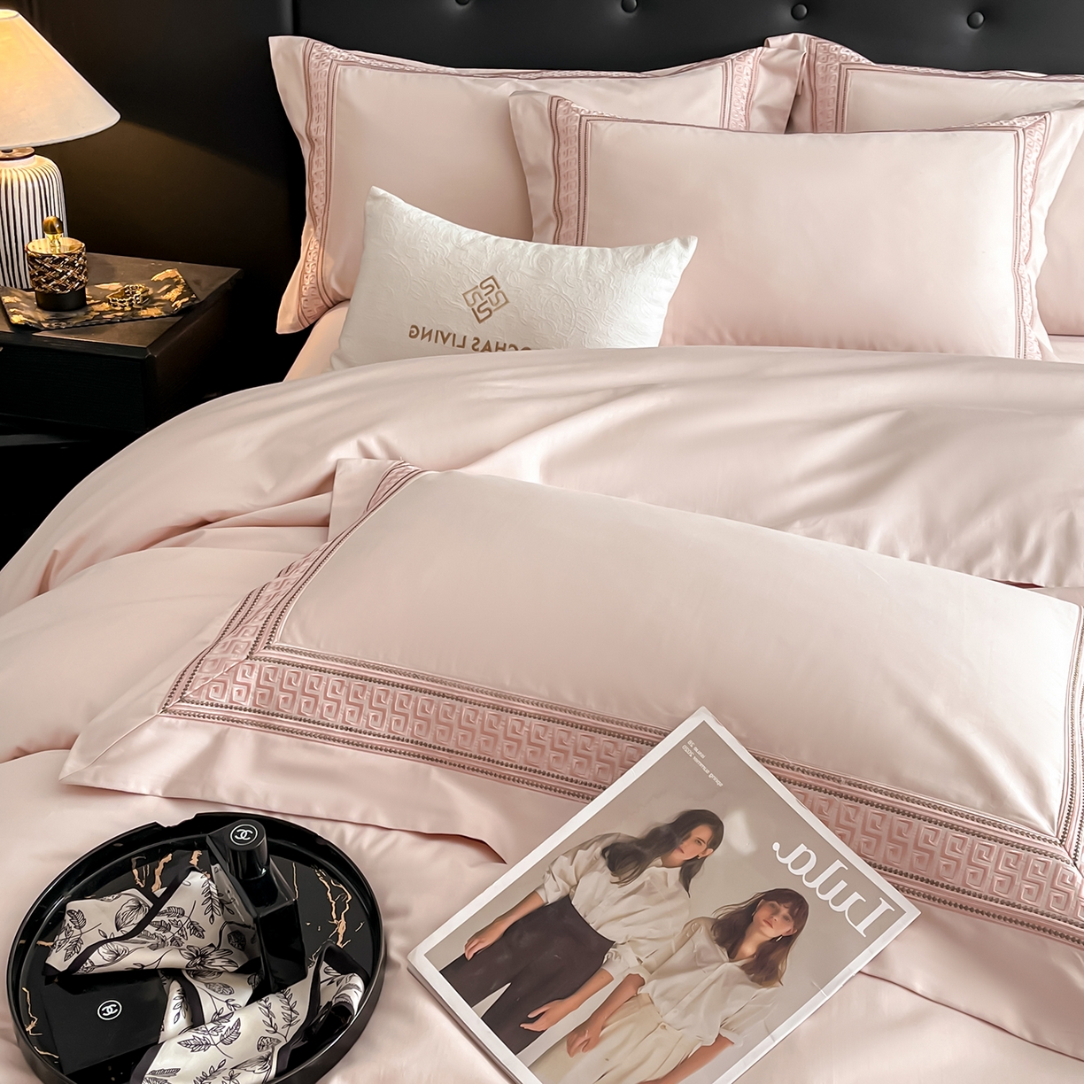 91家纺网 家纺一手货源 找家纺 置顶家纺 2025新款简希亲肤重工刺绣系列四件套 简希-粉