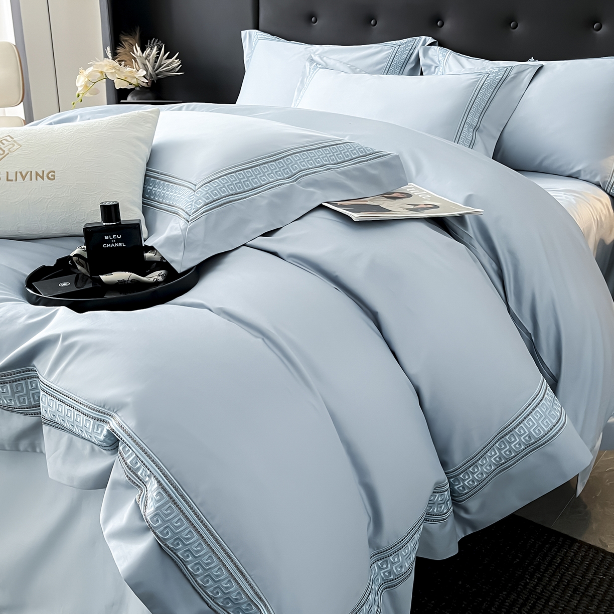 91家纺网 家纺一手货源 找家纺 置顶家纺 2025新款简希亲肤重工刺绣系列四件套 简希-天空蓝