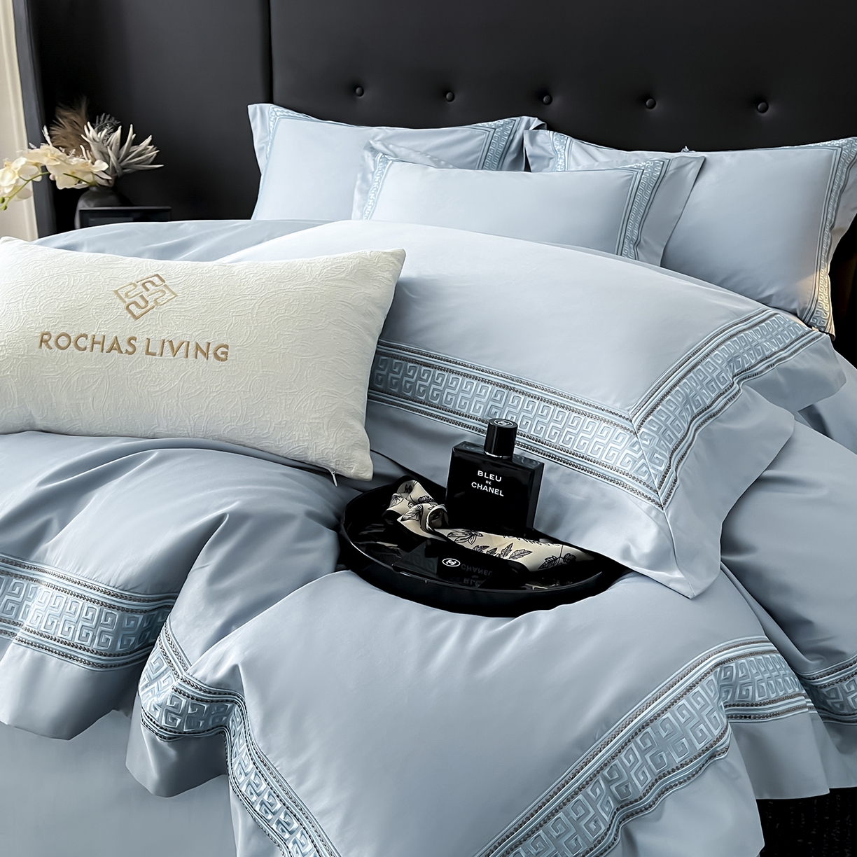 91家纺网 家纺一手货源 找家纺 置顶家纺 2025新款简希亲肤重工刺绣系列四件套 简希-天空蓝