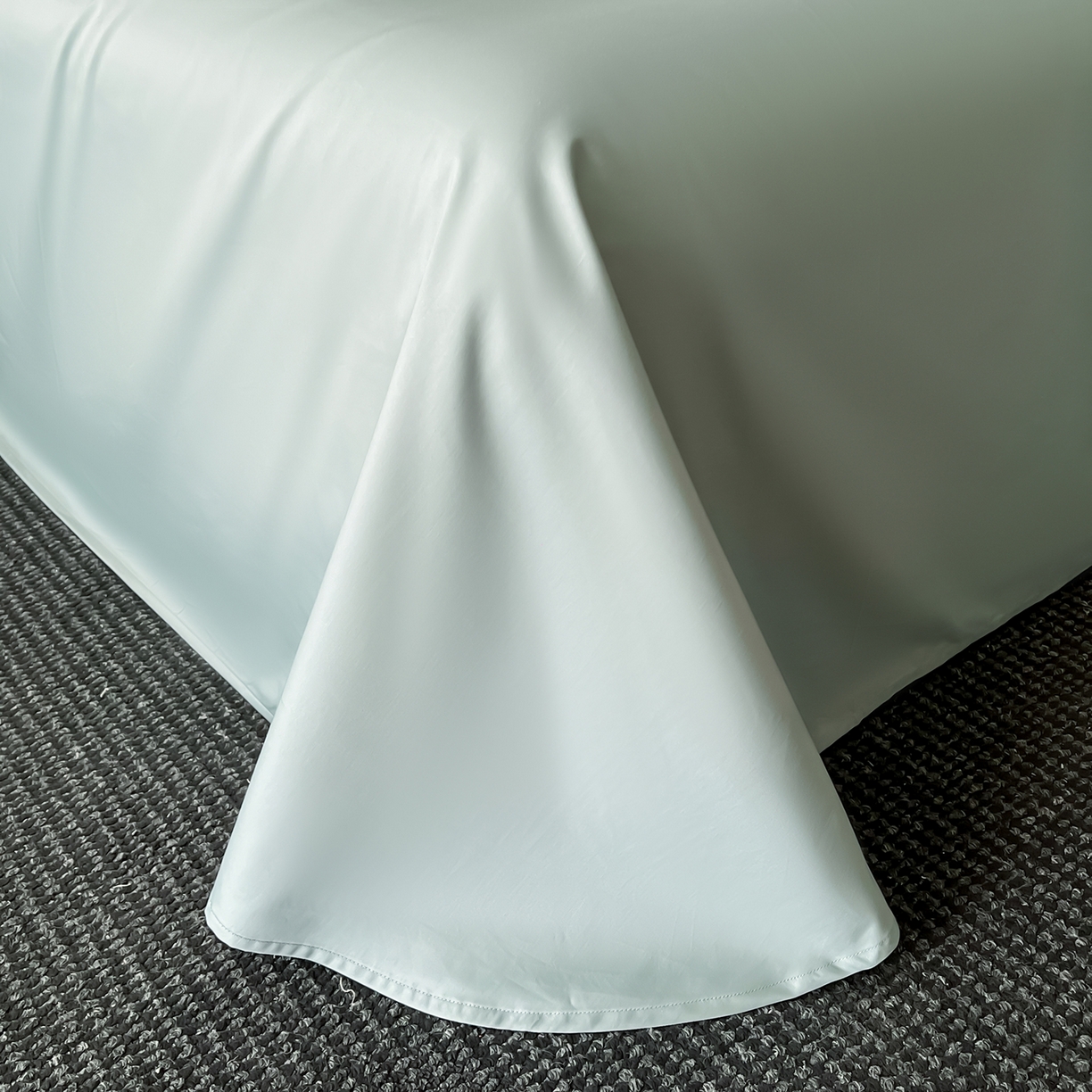 91家纺网 家纺一手货源 找家纺 置顶家纺 2025新款简希亲肤重工刺绣系列四件套 简希-樊星蓝