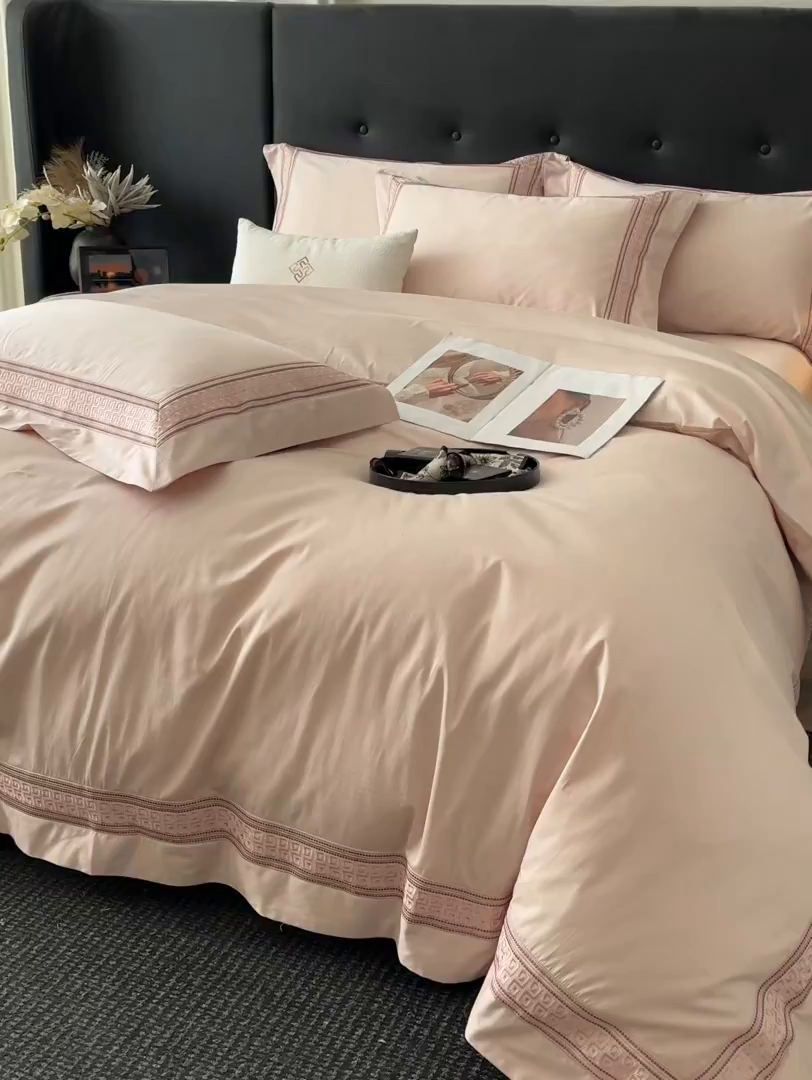 91家纺网 家纺一手货源 找家纺 置顶家纺 2025新款简希亲肤重工刺绣系列四件套 简希-浅香槟