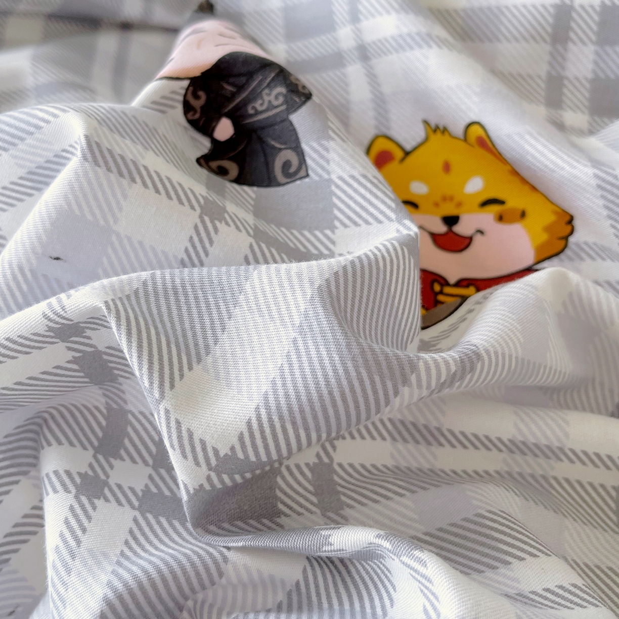 91家纺网 家纺一手货源 找家纺 金鑫汇家纺 2026新款13070全棉单品套件系列-成人床A版单床单 无畏申公豹-灰