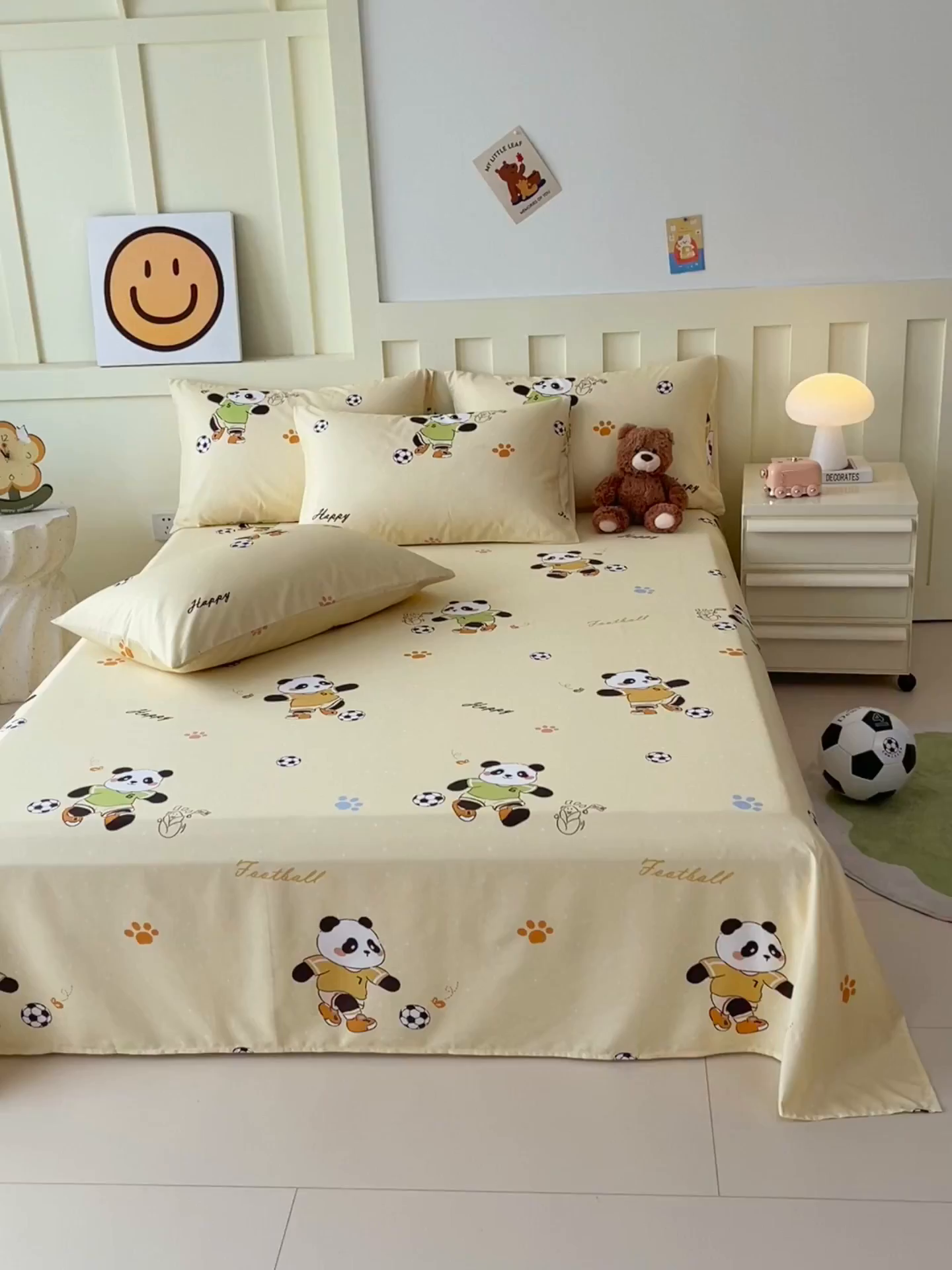 91家纺网 家纺一手货源 找家纺 金鑫汇家纺 2026新款13070全棉单品套件系列-成人床A版单床单 足球争霸赛-黄