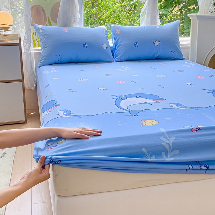 91家纺网 家纺一手货源 找家纺 金鑫汇家纺 2026新款13070全棉单品套件系列-成人床：A版单床笠 海洋世界