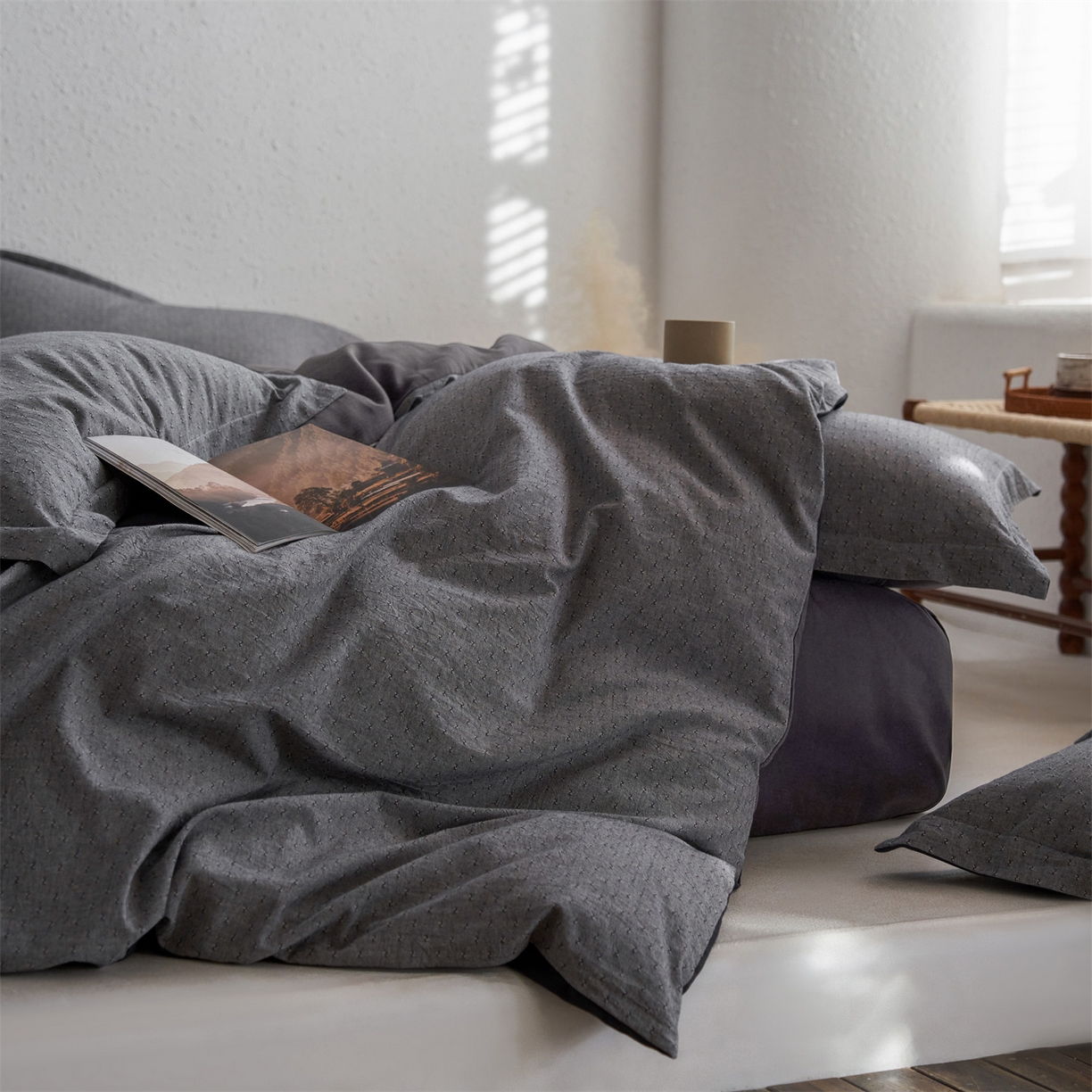 91家纺网 家纺一手货源 找家纺 笙意家纺 2025新款全棉A版棉麻B版13372四件套-云缦系列 云缦灰