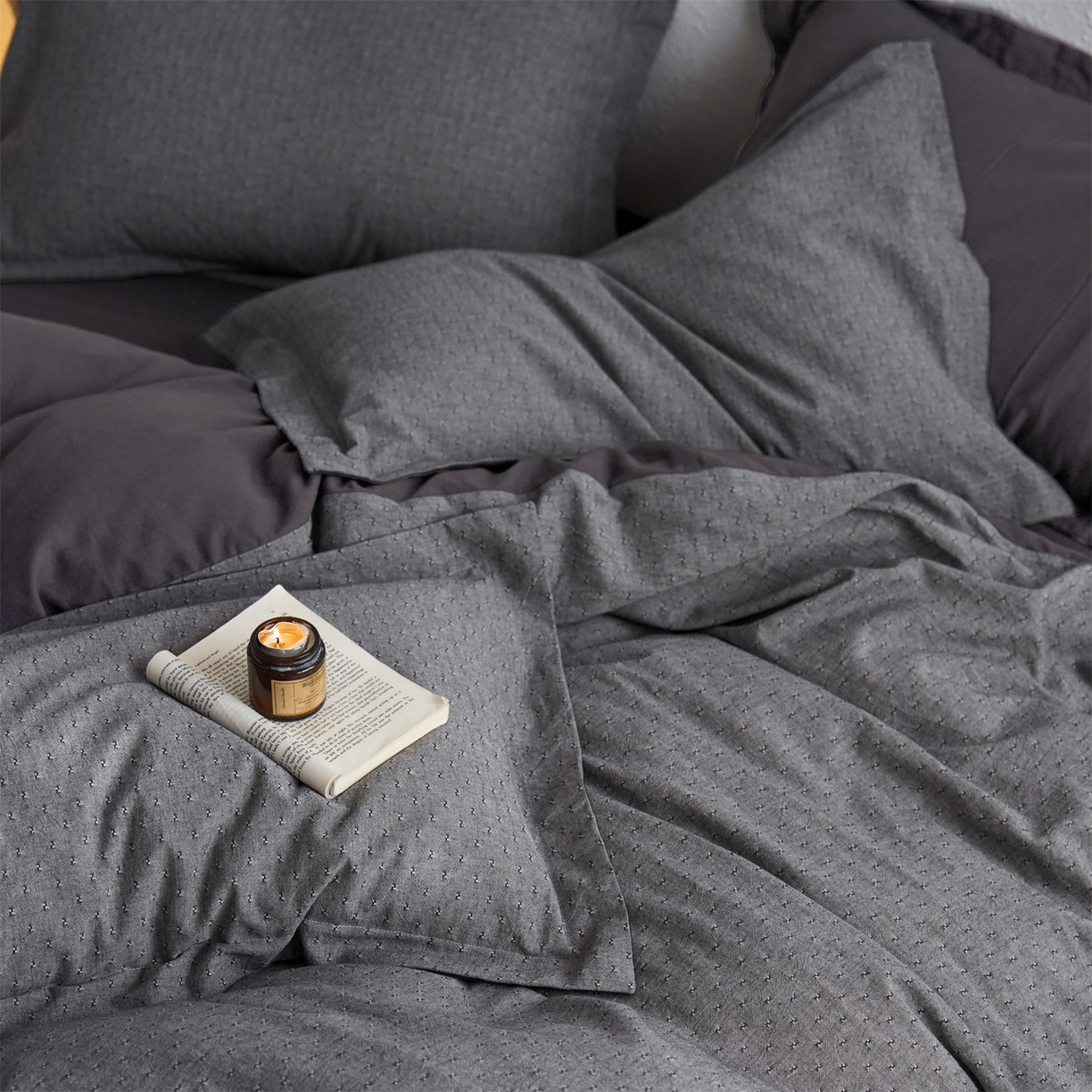 91家纺网 家纺一手货源 找家纺 笙意家纺 2025新款全棉A版棉麻B版13372四件套-云缦系列 云缦灰