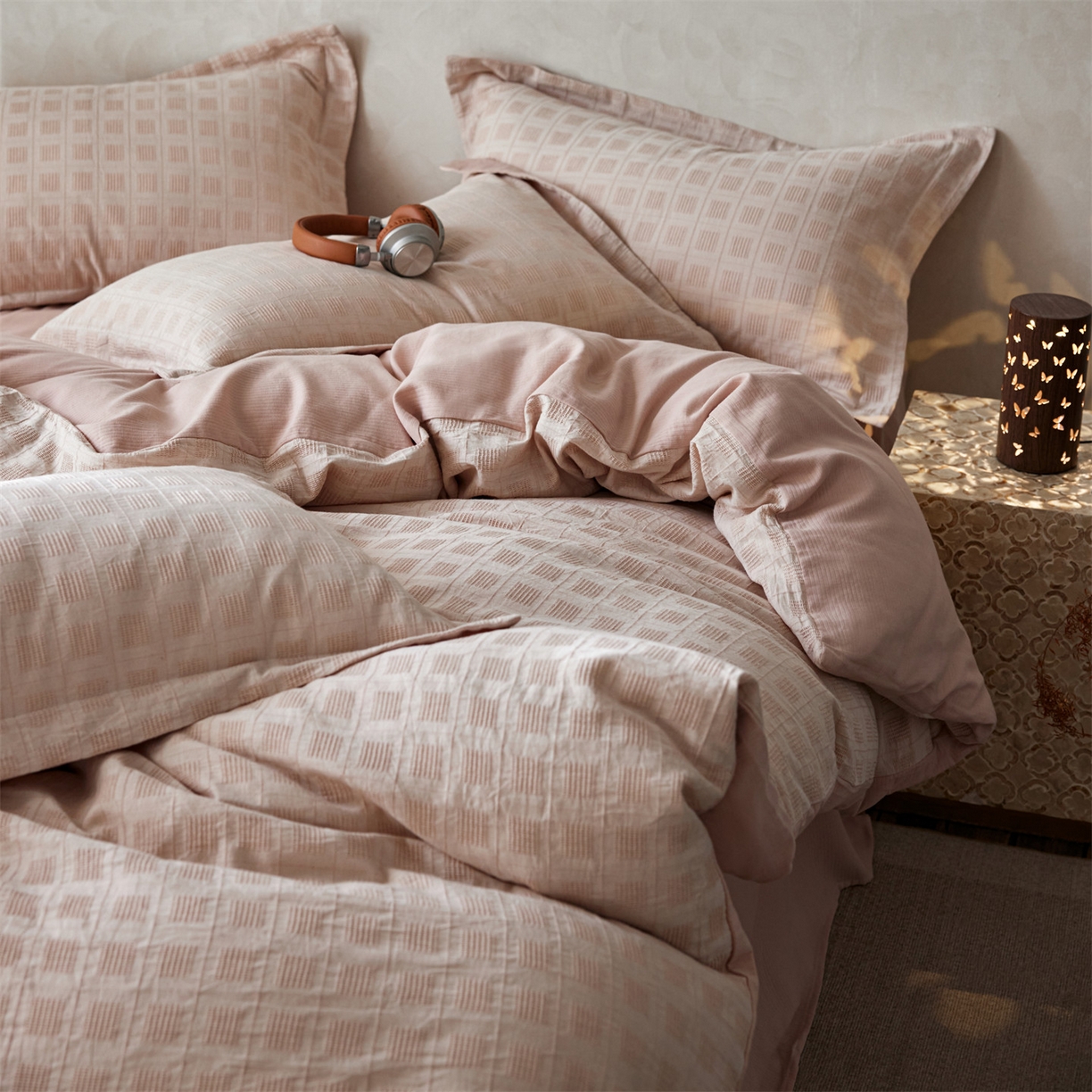 91家纺网 家纺一手货源 找家纺 （总）笙意家纺 2025新款全棉A版棉麻提花B版13372四件套-乔屿系列