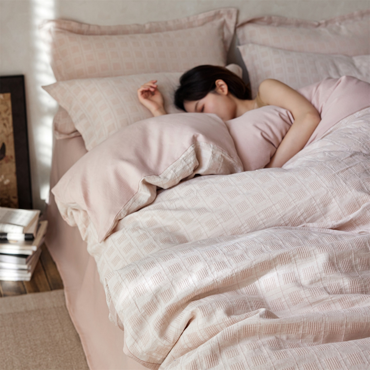 91家纺网 家纺一手货源 找家纺 笙意家纺 2025新款全棉A版棉麻提花B版13372四件套-乔屿系列 乔屿粉