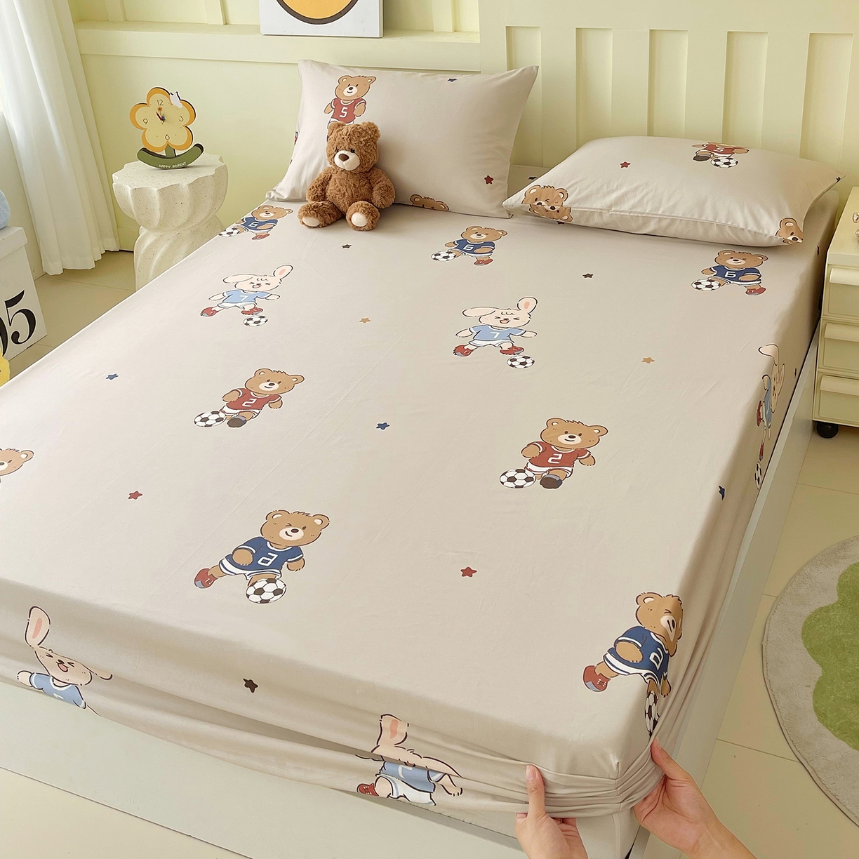 91家纺网 家纺一手货源 找家纺 金鑫汇家纺 2026新款13070全棉单品套件系列-成人床：A版单床笠 友谊足球