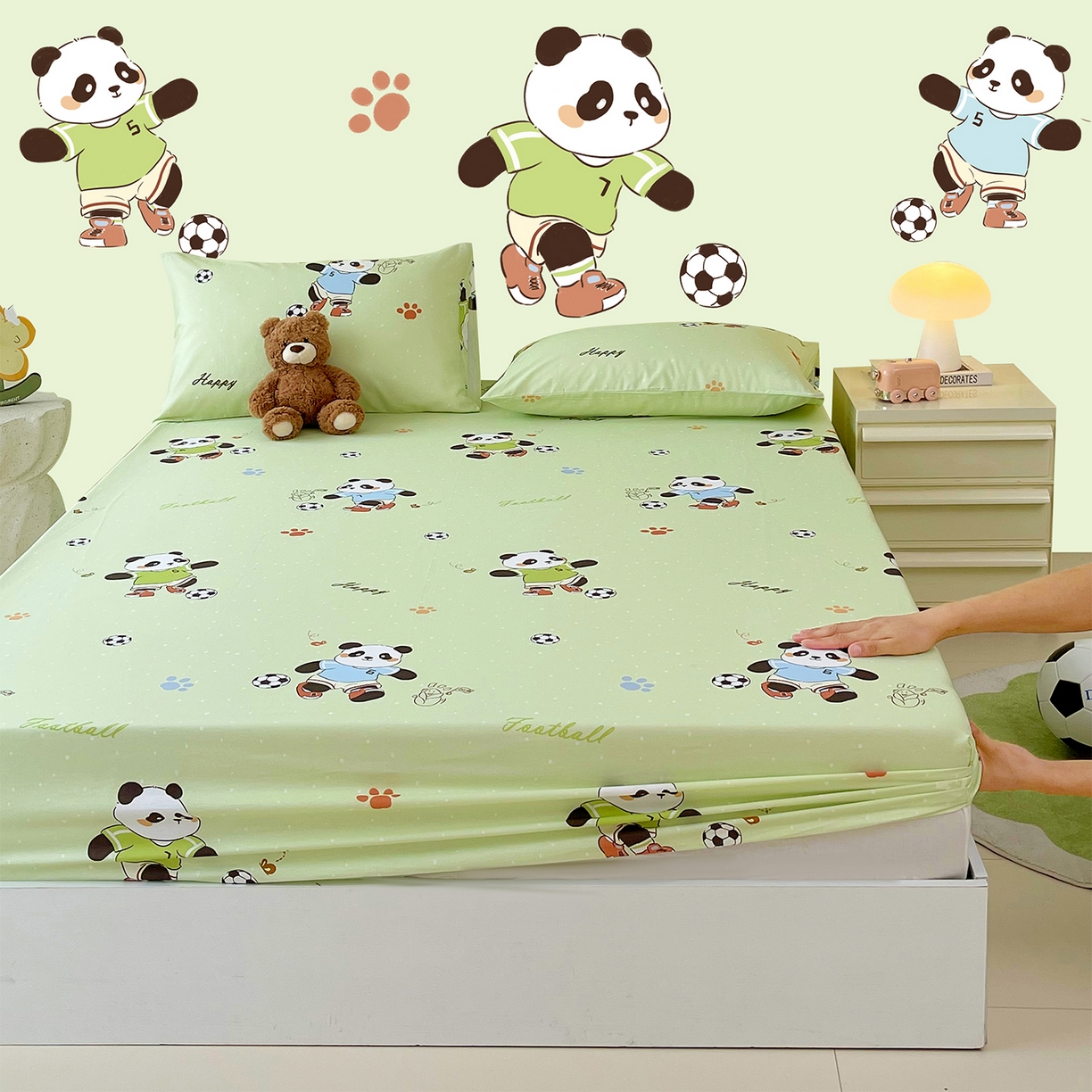 91家纺网 家纺一手货源 找家纺 金鑫汇家纺 2026新款13070全棉单品套件系列-成人床：A版单床笠 足球争霸赛-绿