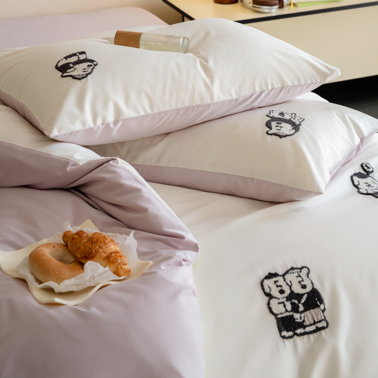 91家纺网 家纺一手货源 找家纺 （总）FORTWO家纺原创设计（FOR TWO家纺） 2026新款50长绒棉卡通毛巾绣系列四件套 会员-20（券前）基础价不低于小号268元 中号348元，大号388元 床笠加10元