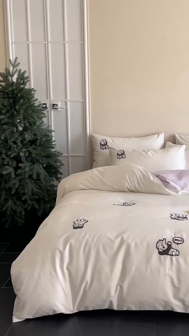 91家纺网 家纺一手货源 找家纺 （总）FORTWO家纺原创设计（FOR TWO家纺） 2026新款50长绒棉卡通毛巾绣系列四件套 会员-20（券前）基础价不低于小号268元 中号348元，大号388元 床笠加10元