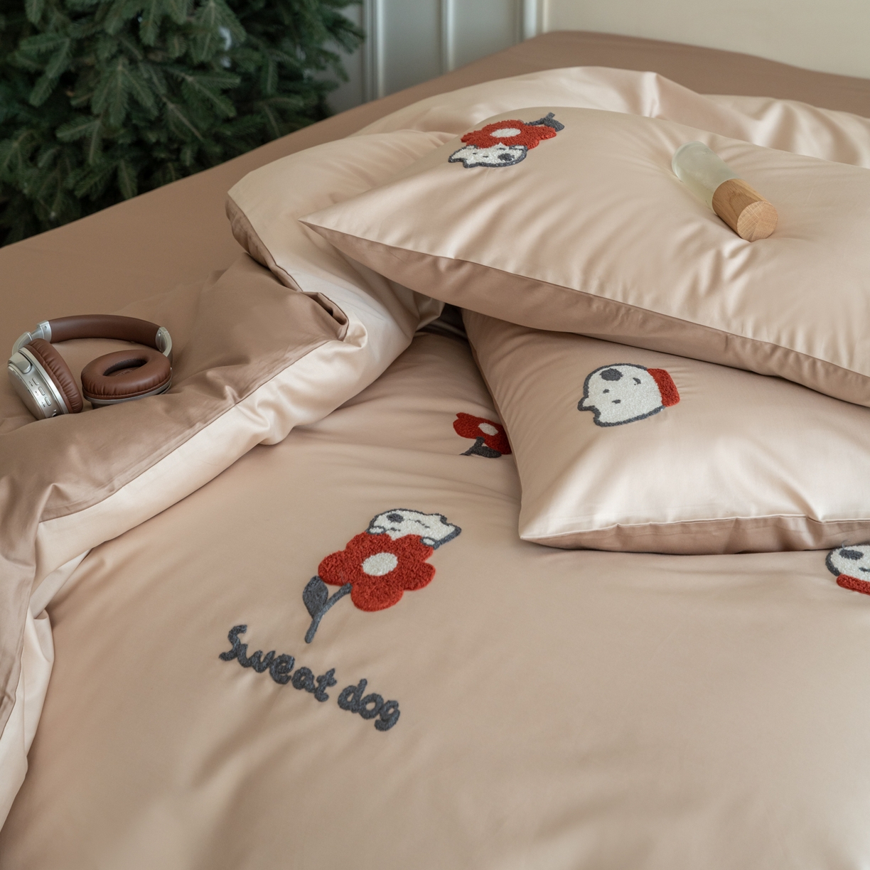 91家纺网 家纺一手货源 找家纺 FORTWO家纺原创设计（FOR TWO家纺） 2026新款50长绒棉卡通毛巾绣系列四件套 会员-20（券前）基础价不低于小号268元 中号348元，大号388元 床笠加10元 小花园