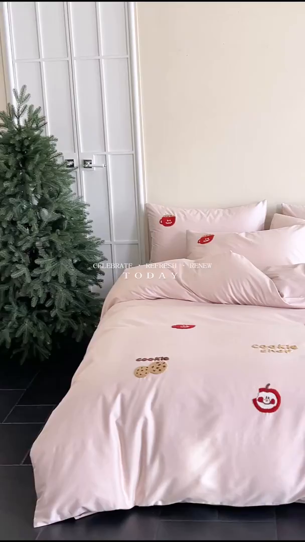 91家纺网 家纺一手货源 找家纺 FORTWO家纺原创设计（FOR TWO家纺） 2026新款50长绒棉卡通毛巾绣系列四件套 会员-20（券前）基础价不低于小号268元 中号348元，大号388元 床笠加10元 花脸兔