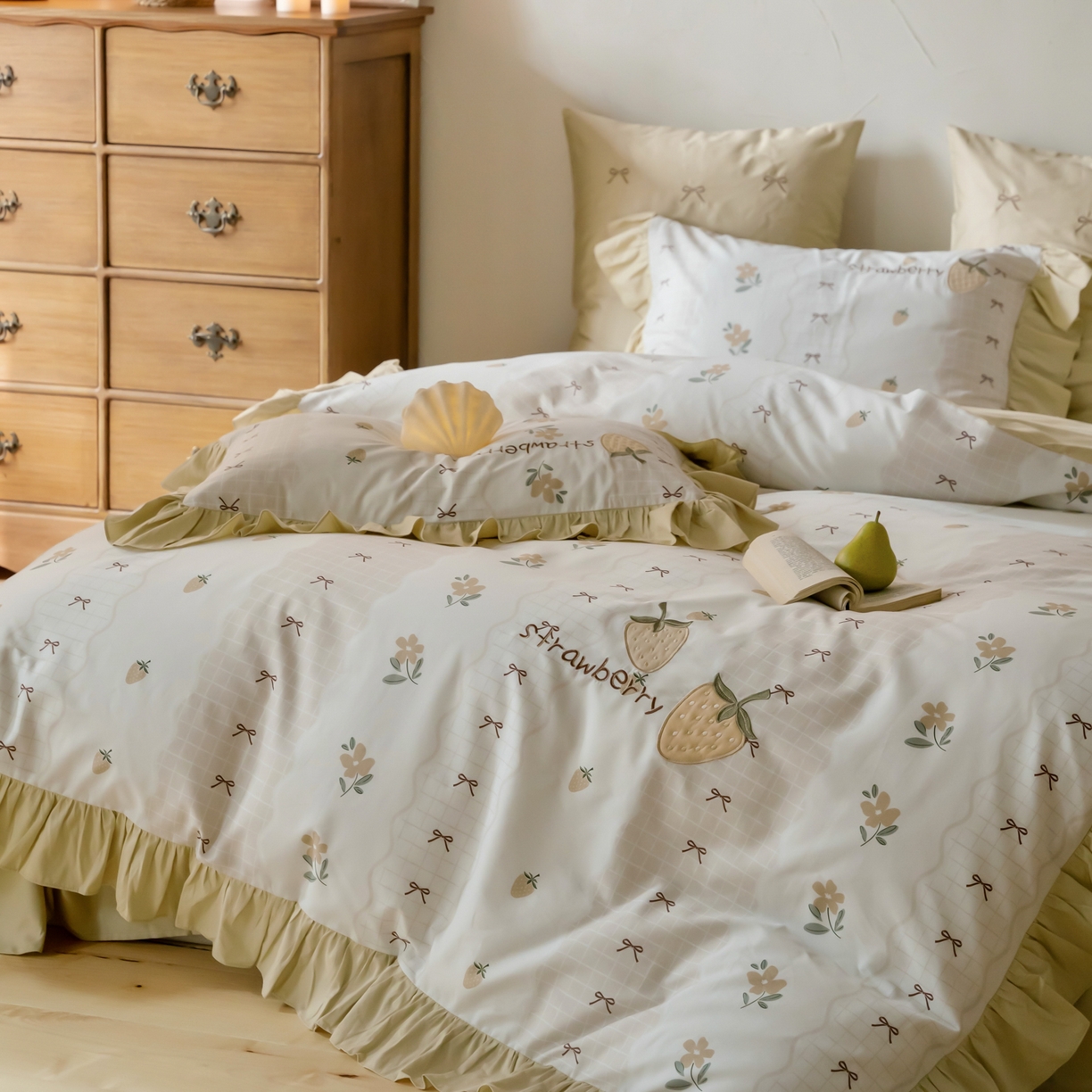 91家纺网 家纺一手货源 找家纺 FORTWO家纺原创设计（FOR TWO家纺） 2026新款50长绒棉印花+绣花荷叶花边系列四件套 会员-20（券前）基础价不低于中号388元，大号418元 床笠加10元 布丁莓