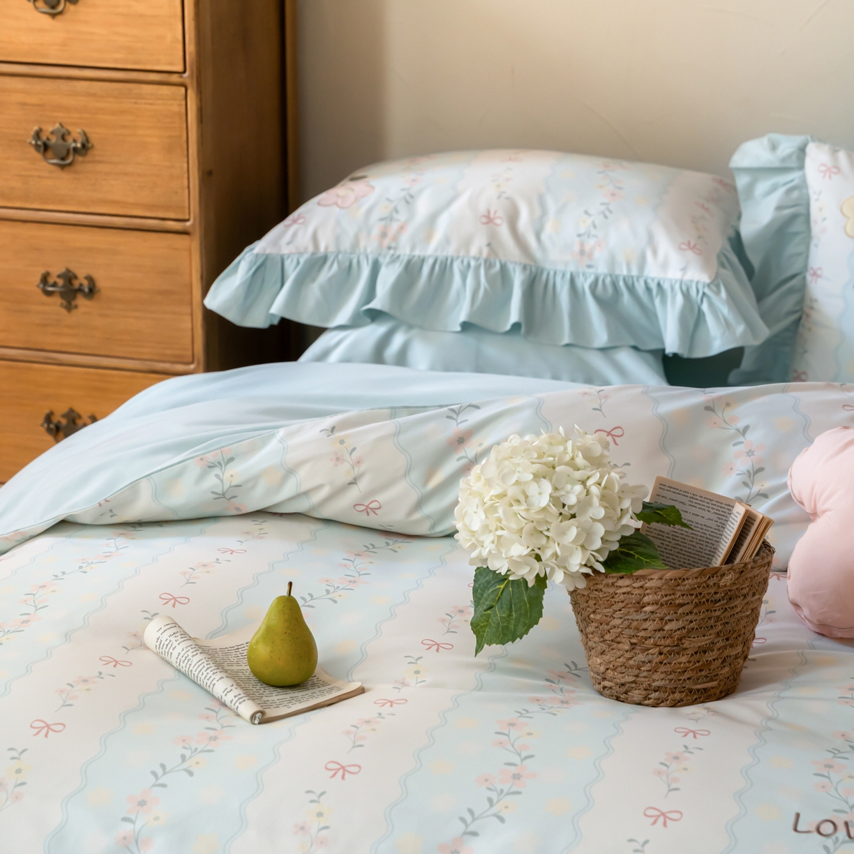 91家纺网 家纺一手货源 找家纺 FORTWO家纺原创设计（FOR TWO家纺） 2026新款50长绒棉印花+绣花荷叶花边系列四件套 会员-20（券前）基础价不低于中号388元，大号418元 床笠加10元 枕花眠