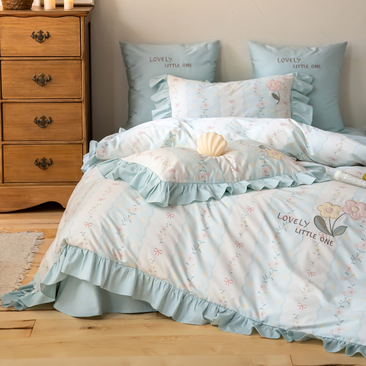 91家纺网 家纺一手货源 找家纺 FORTWO家纺原创设计（FOR TWO家纺） 2026新款50长绒棉印花+绣花荷叶花边系列四件套 会员-20（券前）基础价不低于中号388元，大号418元 床笠加10元 枕花眠