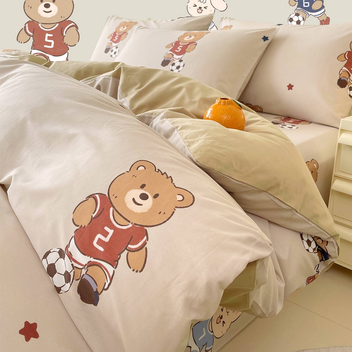 91家纺网 家纺一手货源 找家纺 金鑫汇家纺 2026新款13070全棉单品套件系列-单品：单被套 友谊足球