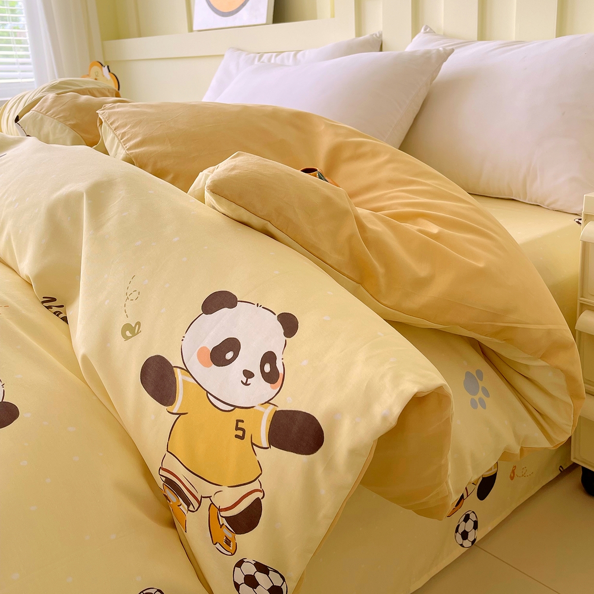 91家纺网 家纺一手货源 找家纺 金鑫汇家纺 2026新款13070全棉单品套件系列-套件：四件套 足球争霸赛-黄
