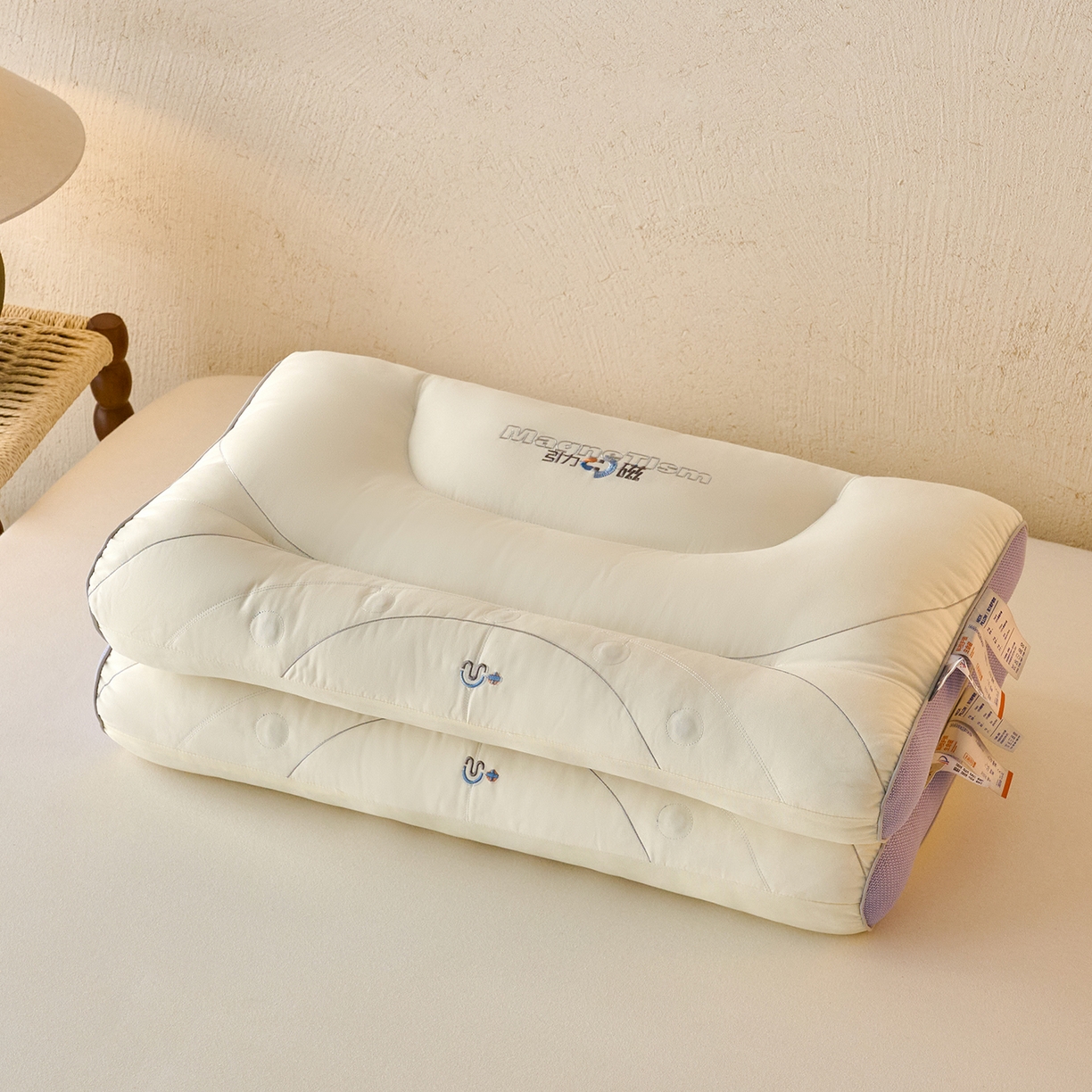 91家纺网 家纺一手货源 找家纺 鼎晟纺 2025新款引力磁分区定型枕学生枕芯成人枕头护颈枕 引力磁护颈枕-白色单只装