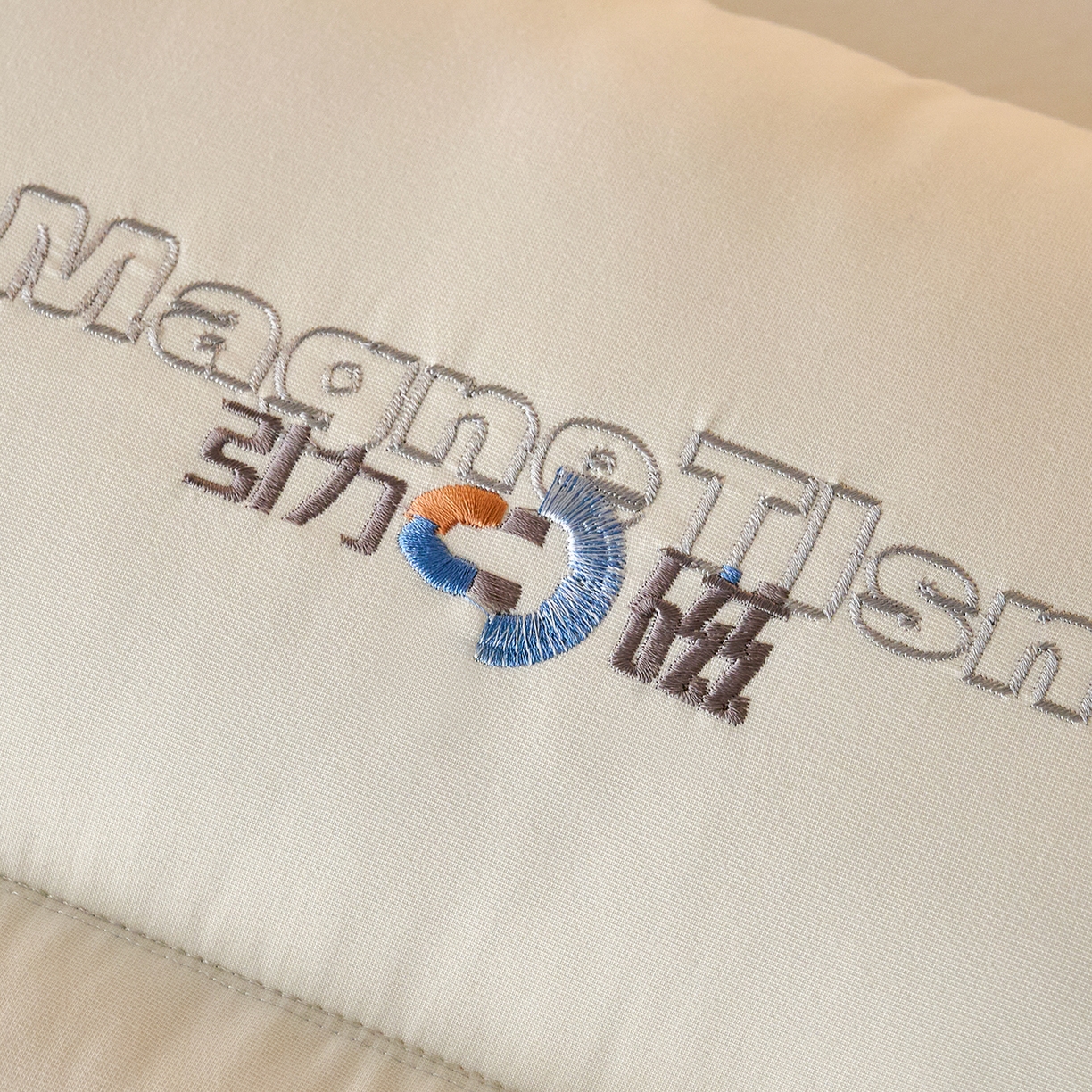 91家纺网 家纺一手货源 找家纺 鼎晟纺 2025新款引力磁分区定型枕学生枕芯成人枕头护颈枕 引力磁护颈枕-白色一对装