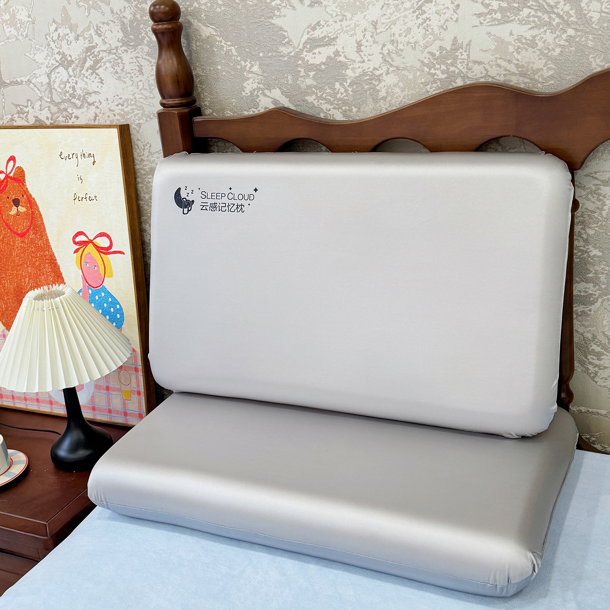 91家纺网 家纺一手货源 找家纺 （总）昕科 2025新款云感好睡记忆棉-实拍版-油光布记忆棉枕芯慢回弹记忆棉枕头